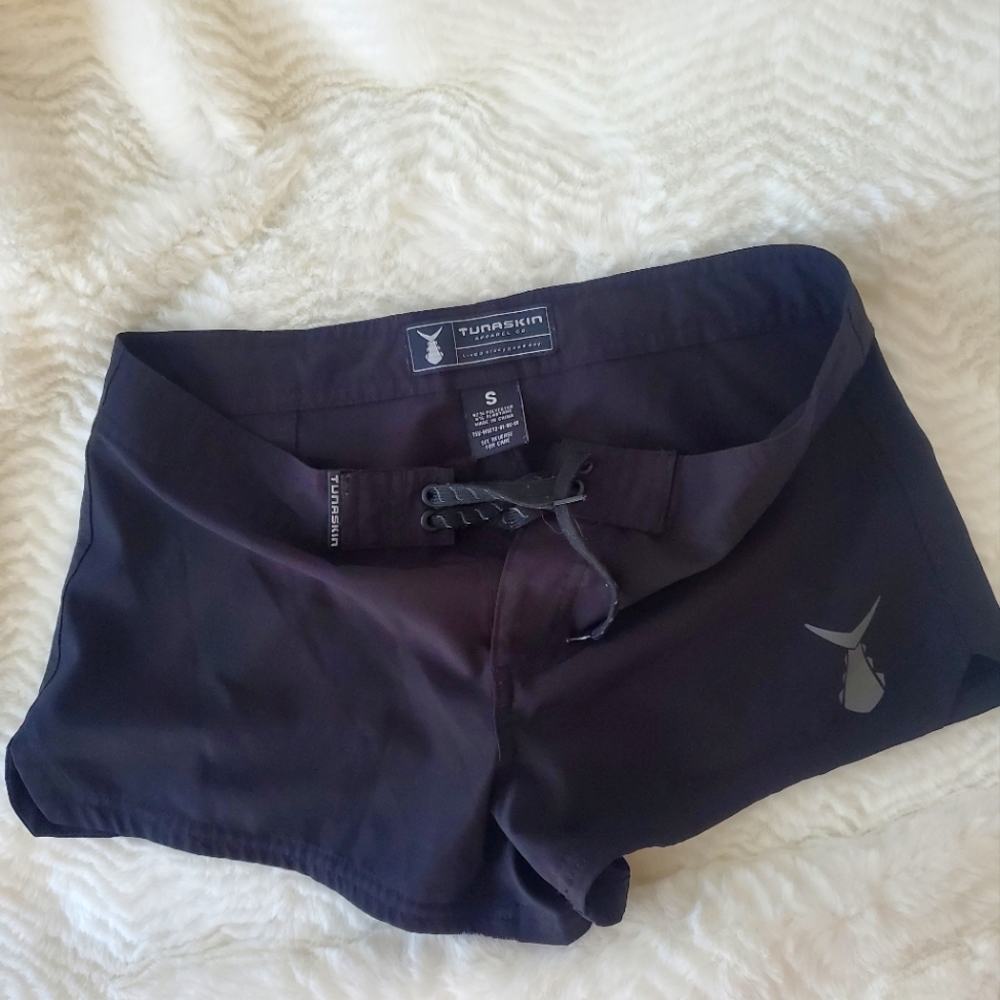 Tunaskin Beach Shorts